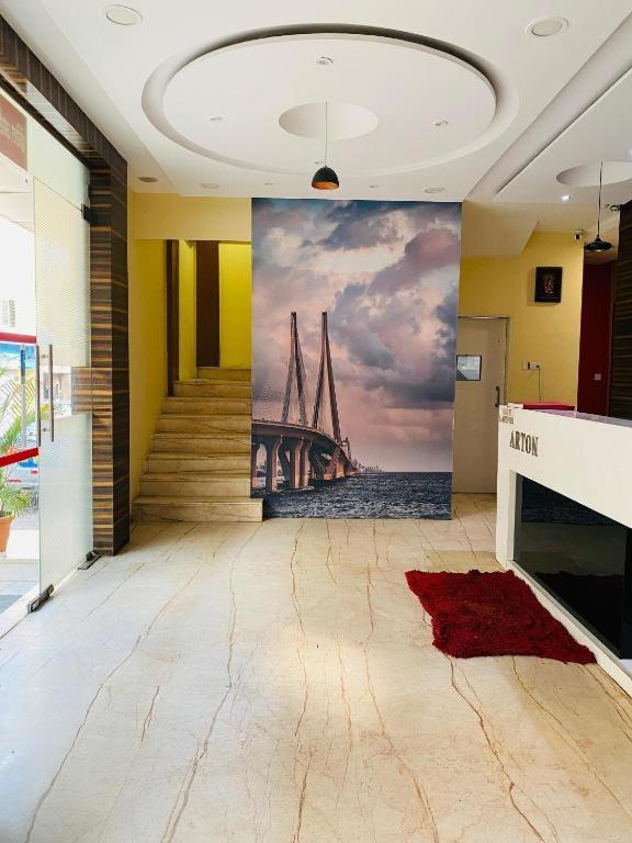 Hotel Arton Regency Near Terminal 2 Airport Мумбаи Экстерьер фото